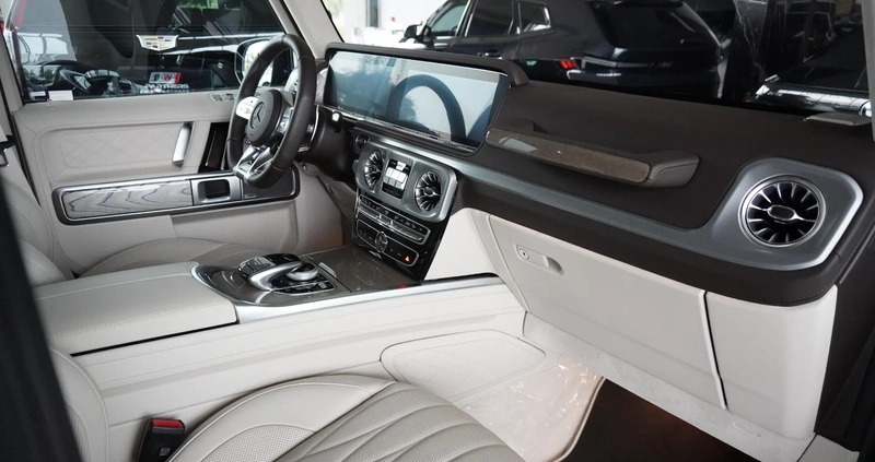 Mercedes-Benz Klasa G cena 999999 przebieg: 1600, rok produkcji 2023 z Gliwice małe 211